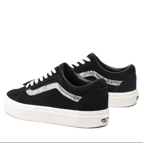 Vans Snake Print Old Skool Trainers - Picture 2 of 5